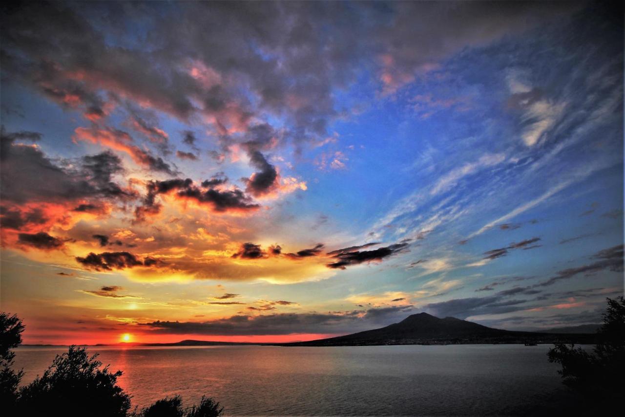 Hotel Lucia Castellammare di Stabia Exterior photo