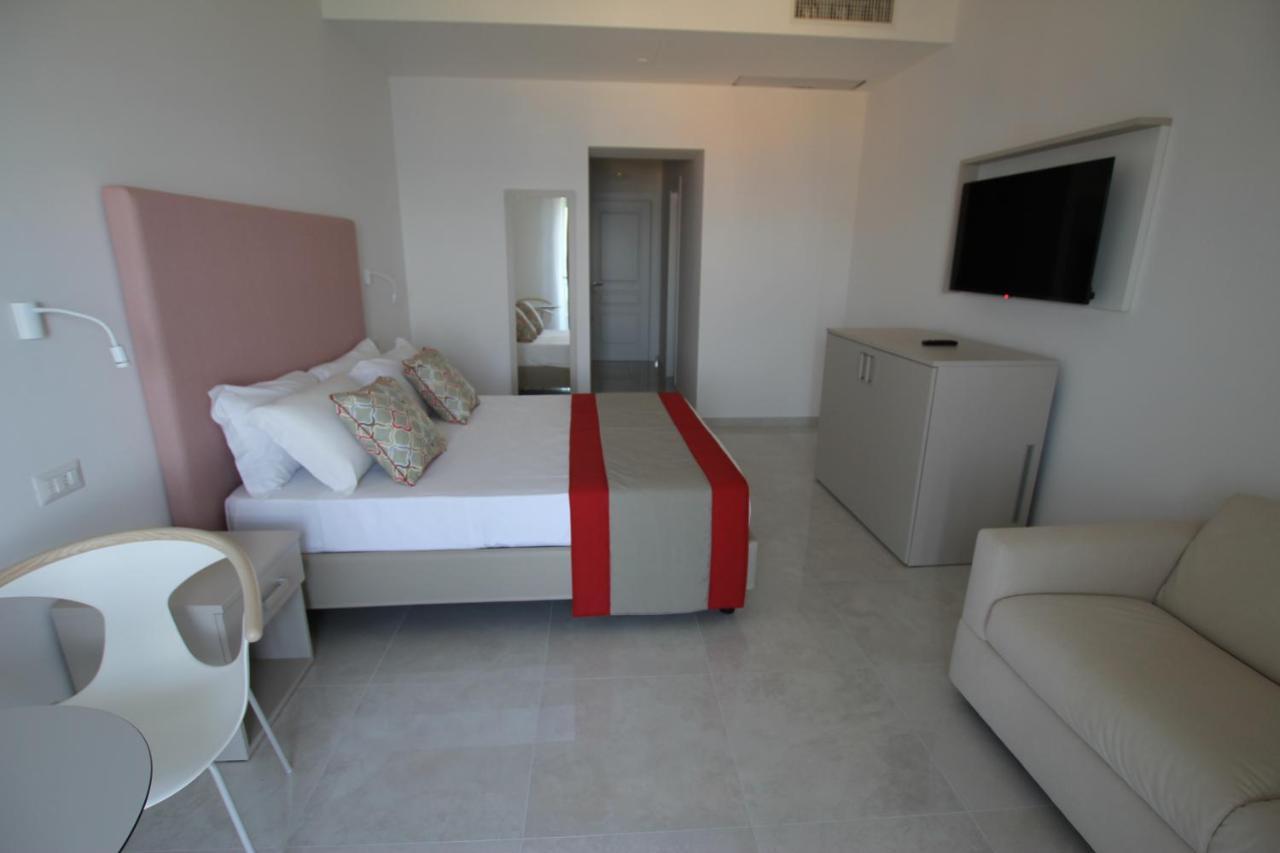 Hotel Lucia Castellammare di Stabia Exterior photo