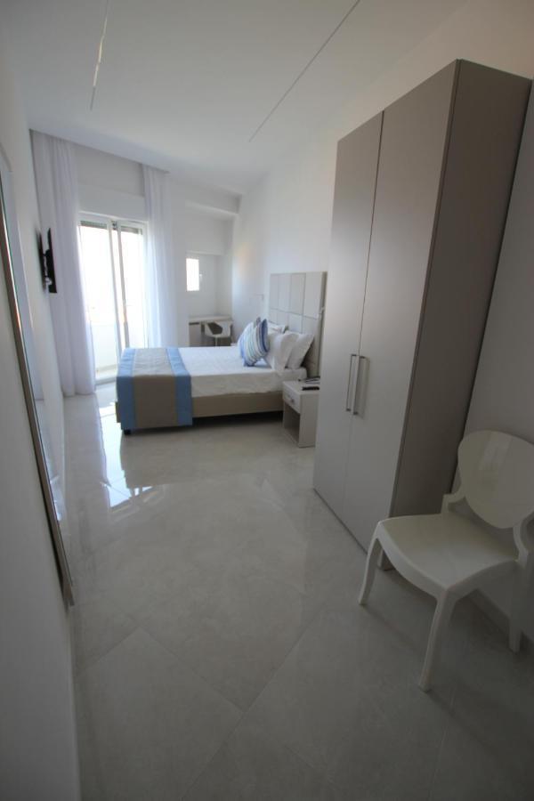 Hotel Lucia Castellammare di Stabia Exterior photo