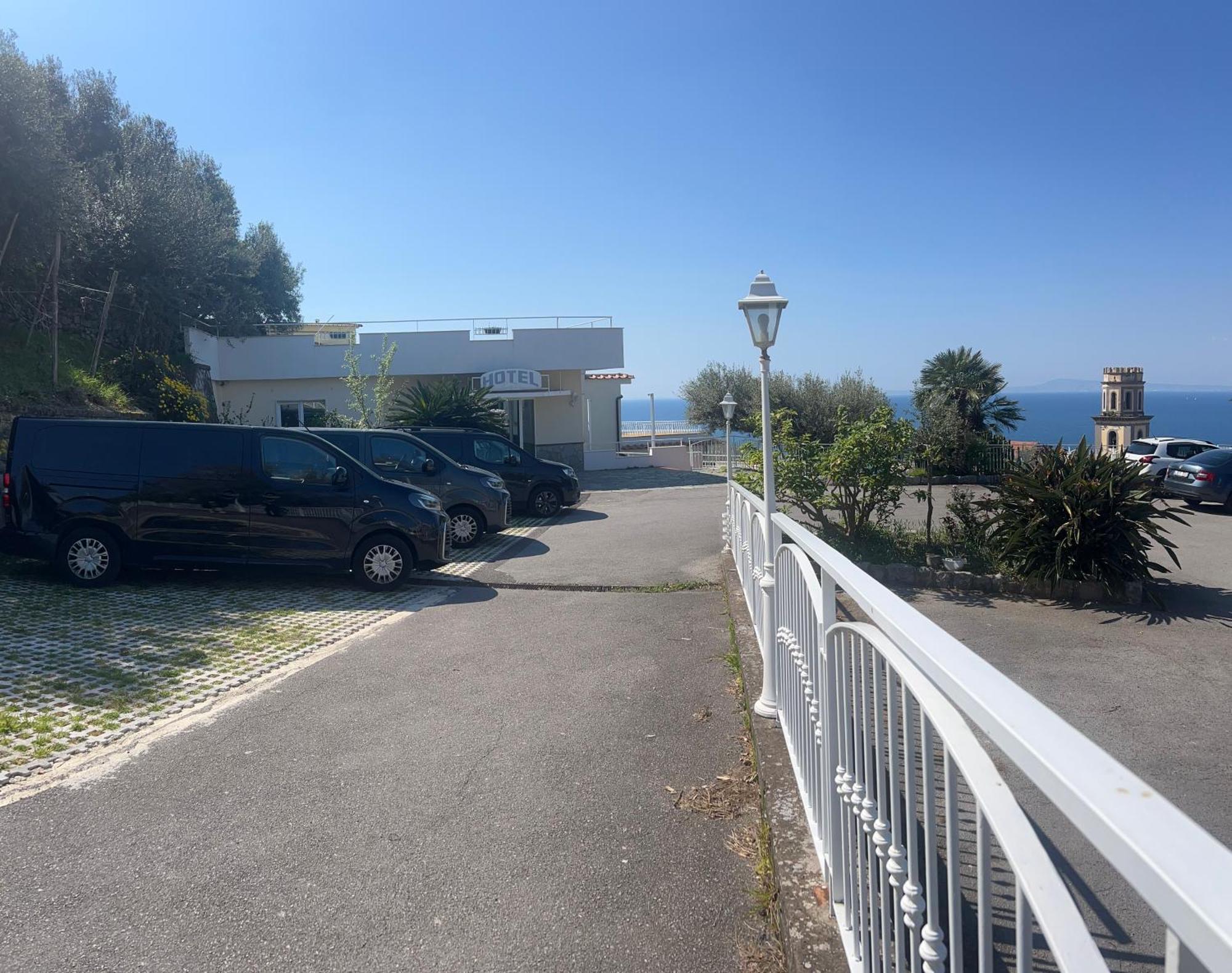 Hotel Lucia Castellammare di Stabia Exterior photo